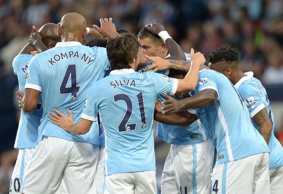 Toure Gemilang, Man City Lindas West Brom