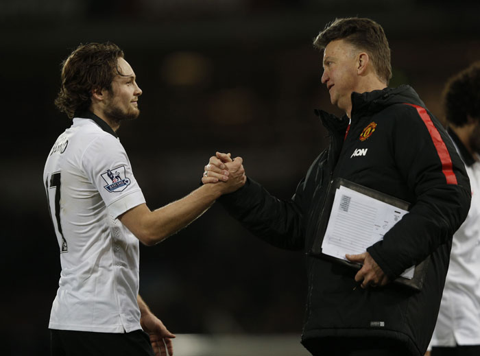 Blind Selamatkan Man United di Kandang West Ham