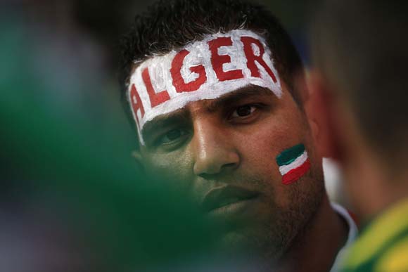 Suporter Aljazair vs Rusia