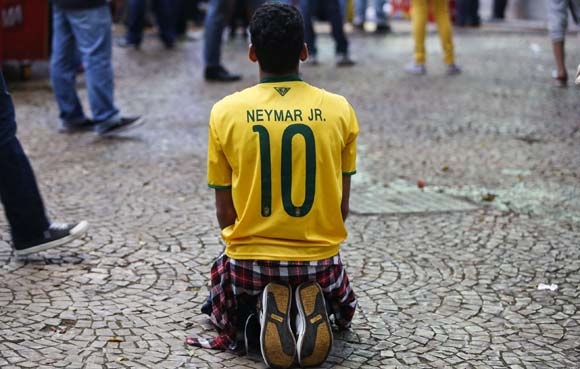 Suporter Brasil vs Jerman