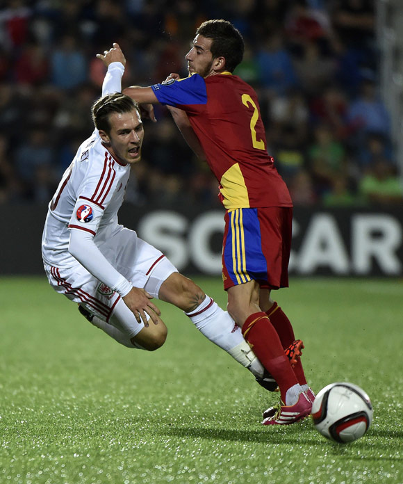 Aaron Ramsey vs Cristian Martinez