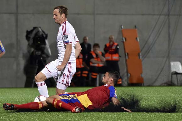 Andy King vs Emili Garcia