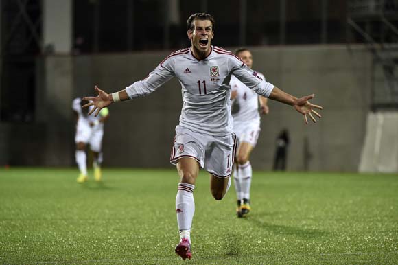 Selebrasi Gol Kemenangan Bale