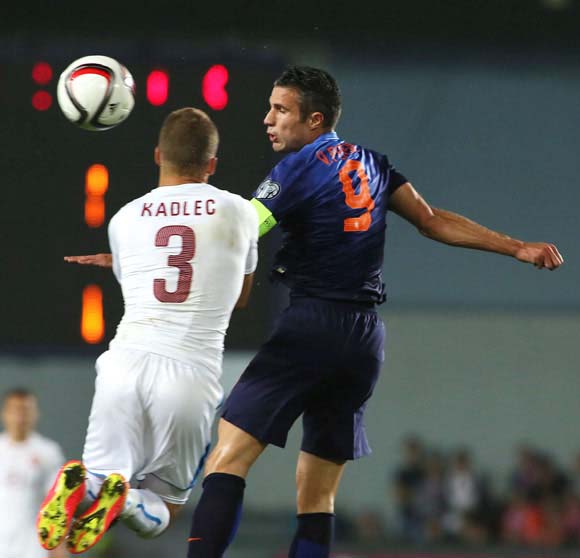 M Kadlec vs Robin van Persie