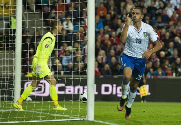 Bonucci Cetak Gol Kedua Italia