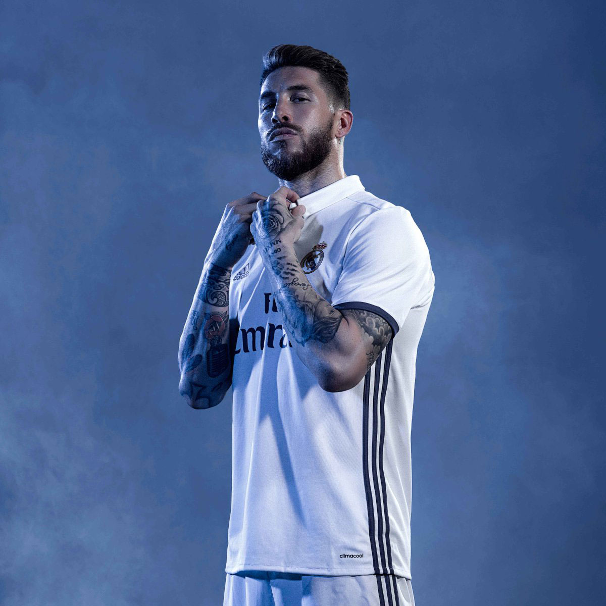 Real Madrid Resmi Luncurkan Jersey Baru Musim 2016 17 Jersey