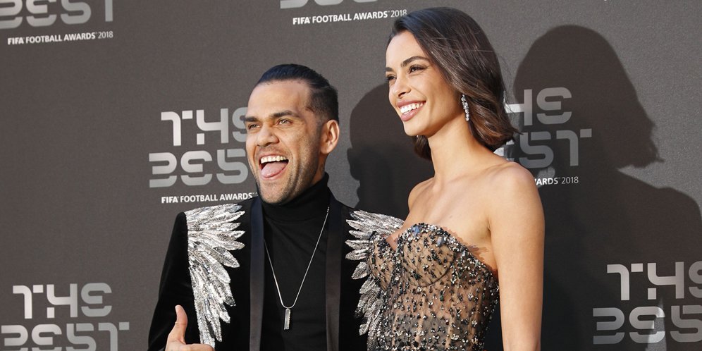 Dani Alves Masuk FIFPro XI