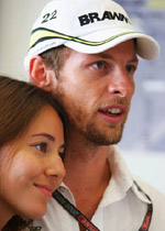 Jenson Button dan Jessica Michibata