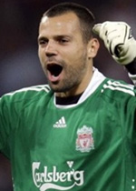 Diego Cavalieri (c) AFP