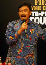 Menegpora, Andi Mallarangeng, saat acara FIFA World Cup Trophy tour. (c)AP