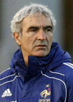 Raymond Domenech, harus loloskan Prancis sebagai runner-up Piala Dunia 2006. (c)AP