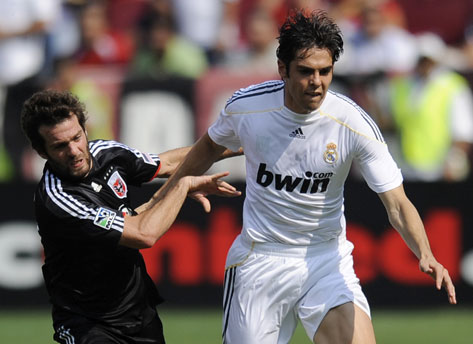 Kaka: Real Madrid Harus Bersatu Kaka: Real Madrid Harus Bersatu