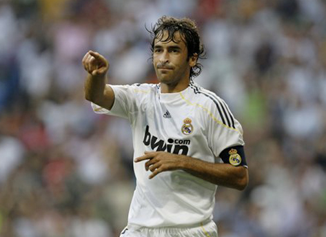 Review: Awal Manis Galacticos