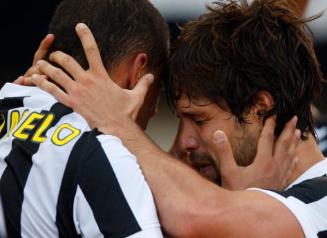 Review: Duo Brazil Juve Tumbangkan Roma Review: Duo Brazil Juve Tumbangkan Roma