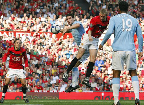 Dua Gol Spesial Fletcher