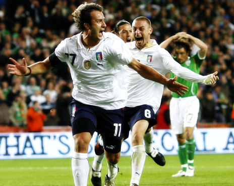 Review: Azzurri Memastikan Diri