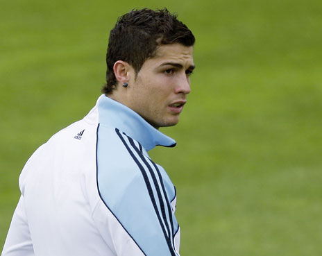 Ronaldo Lahir Kembali di Madrid Ronaldo Lahir Kembali di Madrid