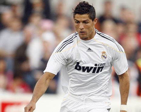 Ronaldo Pimpin Nominasi FIFA