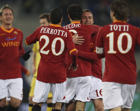 Review: Roma Menuju Final