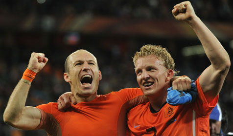 Review: Belanda Melenggang ke Final