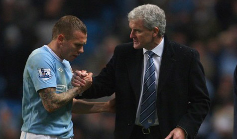 Hughes Berniat Bereuni Dengan Bellamy