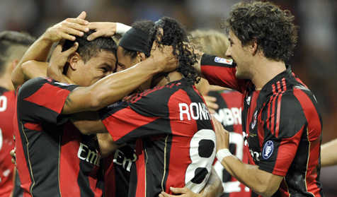 Review: Milan Menang Besar di Laga Pembuka Review: Milan Menang Besar di Laga Pembuka
