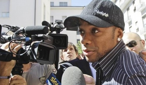 Robinho Resmi Merumput di San Siro