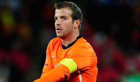 Spurs Tunggu FA Sahkan Transfer Van der Vaart Spurs Tunggu FA Sahkan Transfer Van der Vaart