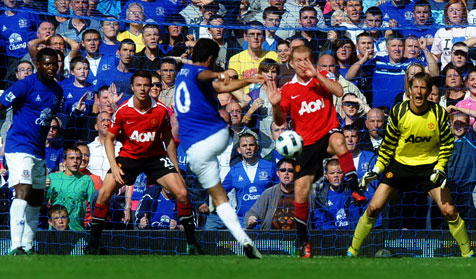 Review: Everton Tahan Ambisi United Review: Everton Tahan Ambisi United