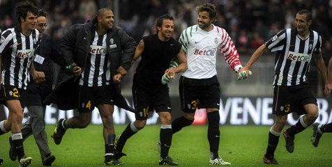 Review: Bintang Empat Bianconeri Review: Bintang Empat Bianconeri