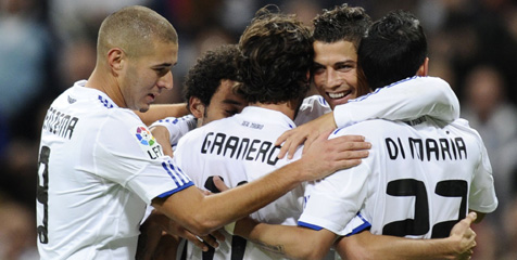 Review: Los Galacticos Lolos