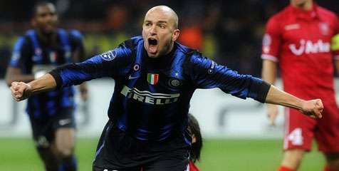 Review: Cambiasso Perpanjang Nafas Benitez