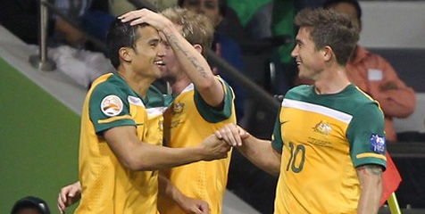 Review: Australia Hancurkan India