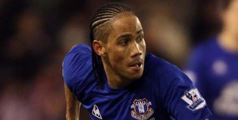 Pienaar Segera Gabung Chelsea?