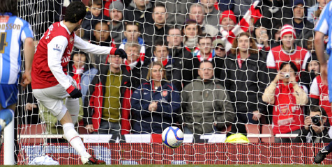Review: Cesc Selamatkan Peluang Arsenal