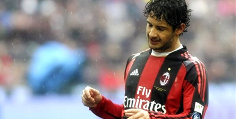 Pato Juga Terancam Absen di Derby Milano
