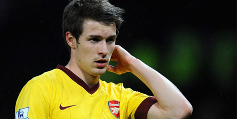 Ramsey Tak Sabar Hadapi Wilshere