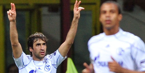 Review: Schalke Luluh Lantakkan Inter