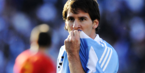 Messi Diminta Pensiun di Argentina