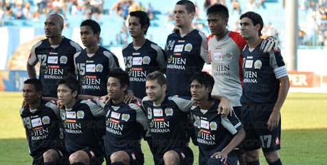 ISL Review: Pesta 8 Gol, Arema Runner Up ISL Review: Pesta 8 Gol, Arema Runner Up