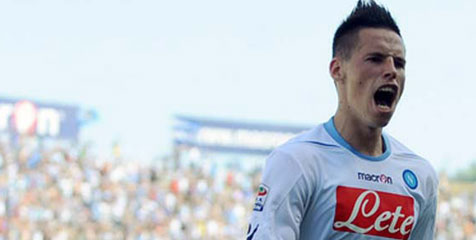 De Laurentiis Lebih Suka Jual Hamsik ke Inter De Laurentiis Lebih Suka Jual Hamsik ke Inter
