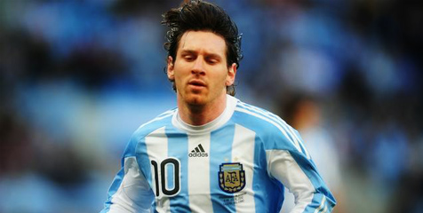 Alves: Messi Butuh Rekannya di Barcelona 