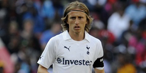 Crouch: Jangan Pergi, Modric! Crouch: Jangan Pergi, Modric!