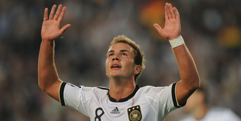 Review: Goetze Warnai Akhir Puasa 18 Tahun Jerman