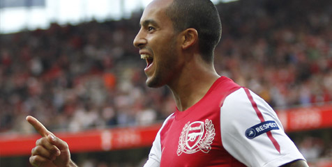 Review: Super Ketat, Arsenal Unggul Tipis Review: Super Ketat, Arsenal Unggul Tipis