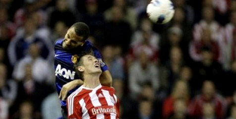 Imbang, Fergie Keluhkan Gaya Main Stoke Imbang, Fergie Keluhkan Gaya Main Stoke
