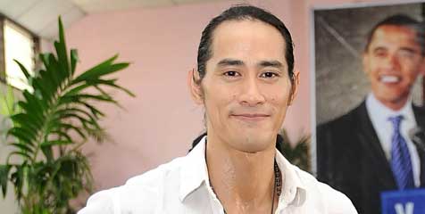 Ade Rai, Antara Karate dan Binaraga Ade Rai, Antara Karate dan Binaraga