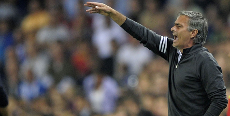 Mourinho Puji Levante, Sindir Barcelona