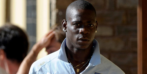 Cedera, Balotelli Batal Perkuat Azzurri Cedera, Balotelli Batal Perkuat Azzurri