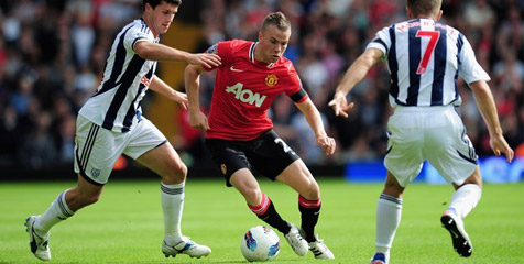 Ferguson Senang Cleverley Perpanjang Kontrak